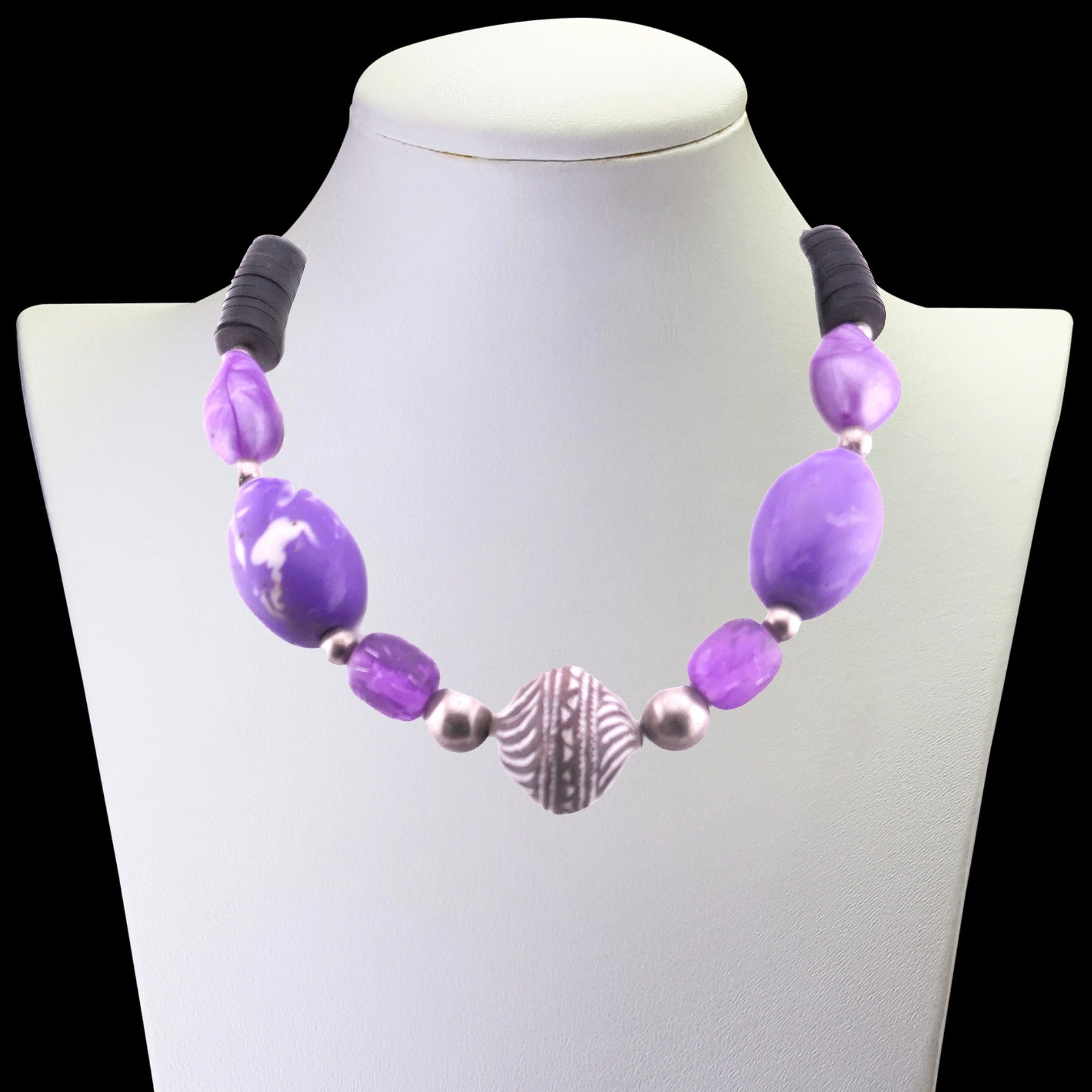 African beaded Necklace // 16