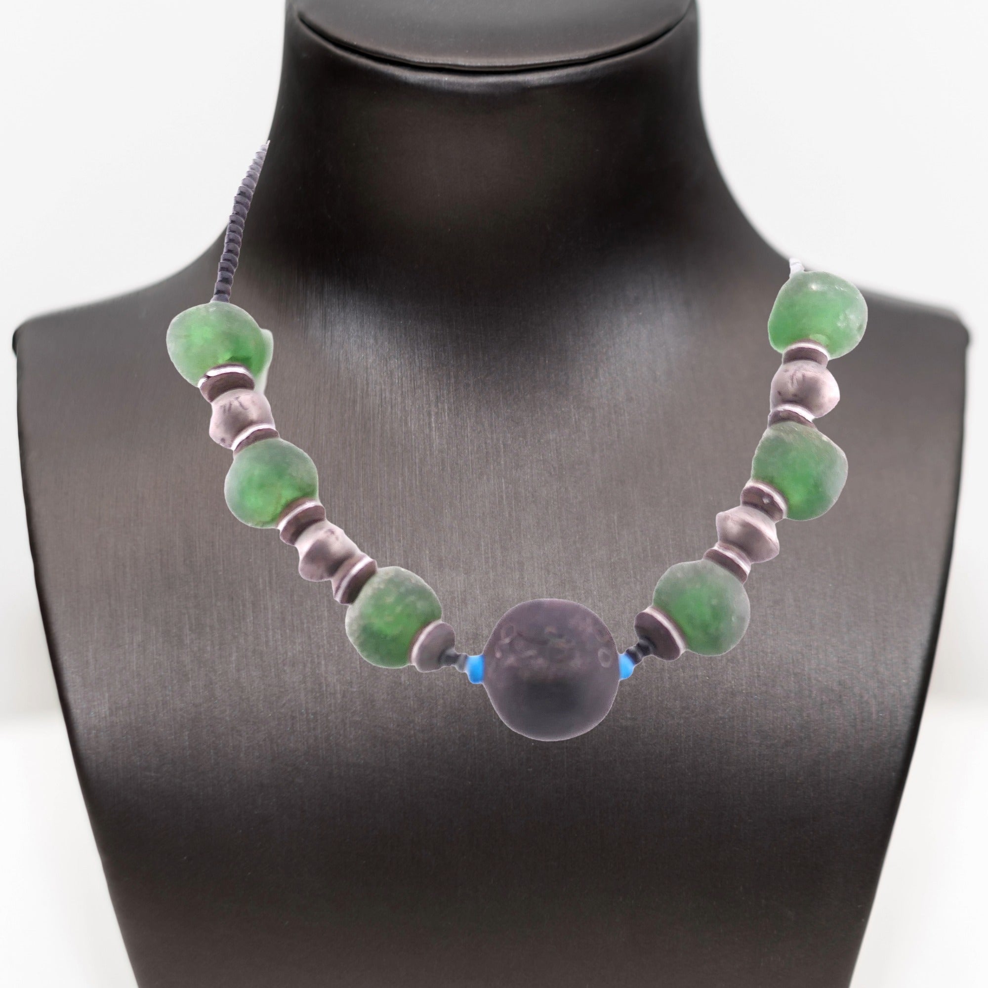 African beaded Necklace // 16