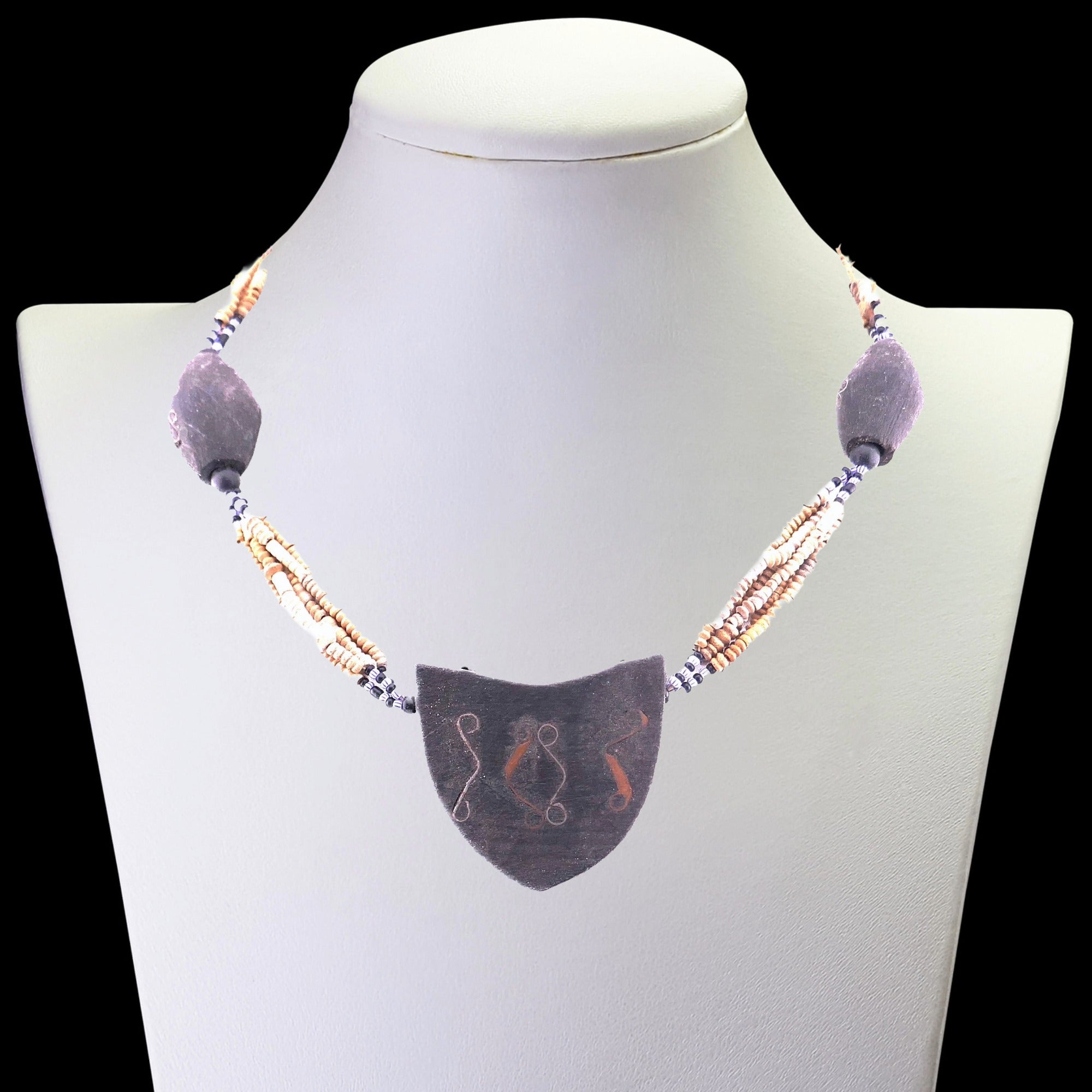 African beaded Necklace // 16