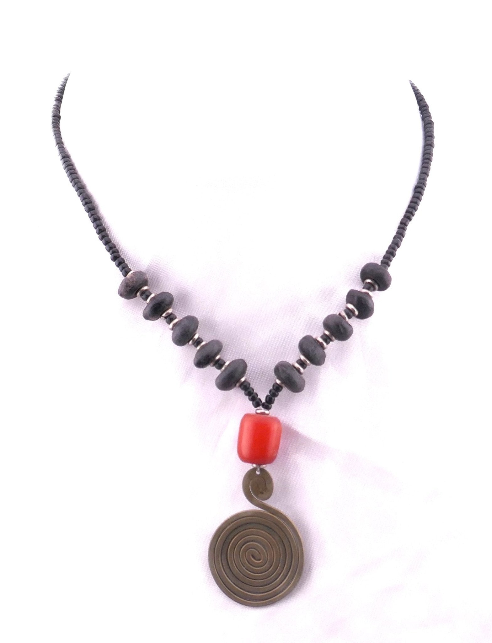 African beaded Necklace // 17