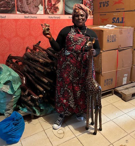 African Giraffe Carving in Wood // Tall: 4 foot (120 cm) // Handcrafted // Storycard - FriendlyTradingCo