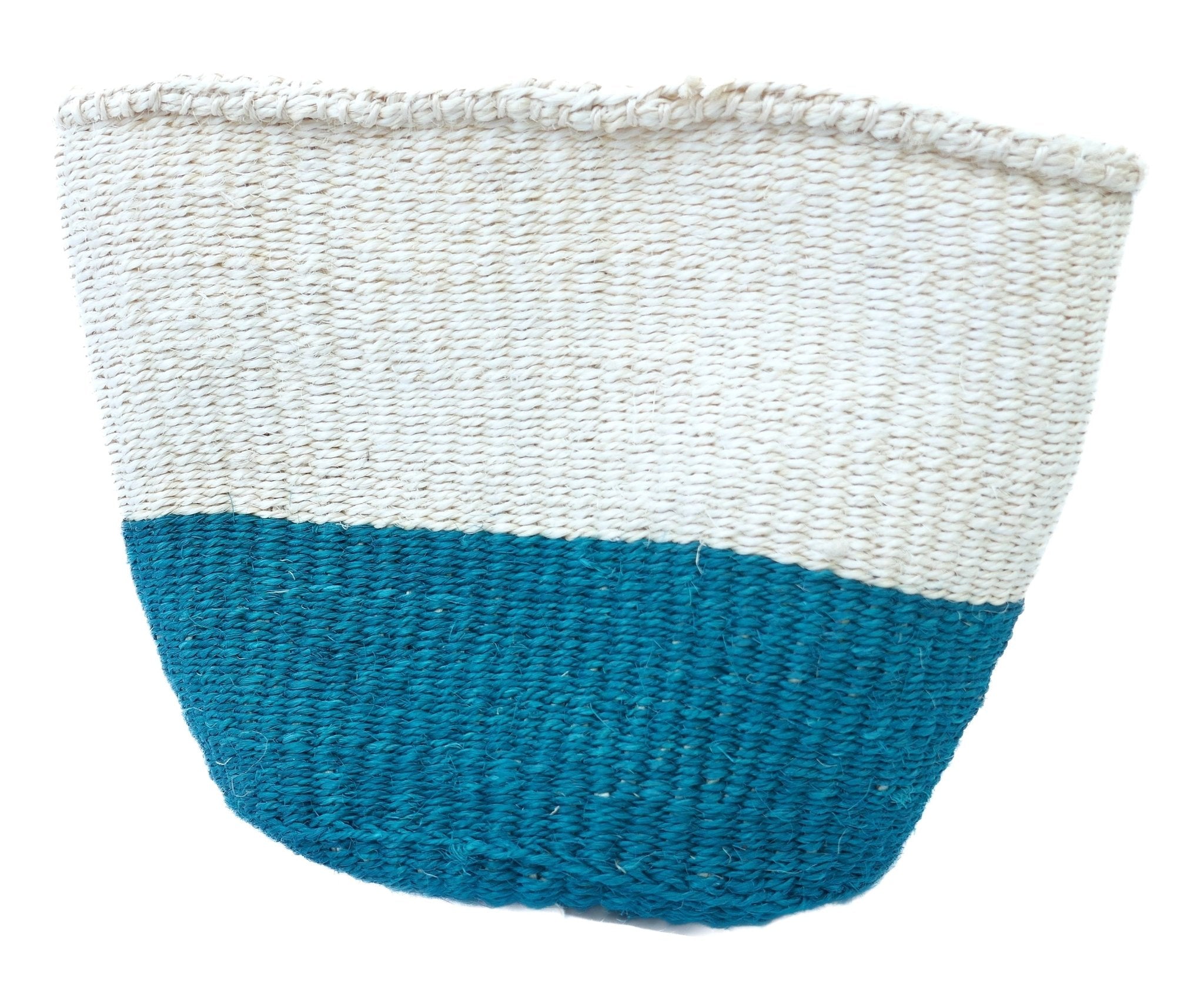 African Plant / Storage Basket / Kiondo Woven Sisal Planter / 23 cm / 9 inch wide / Blue naturals - FriendlyTradingCo