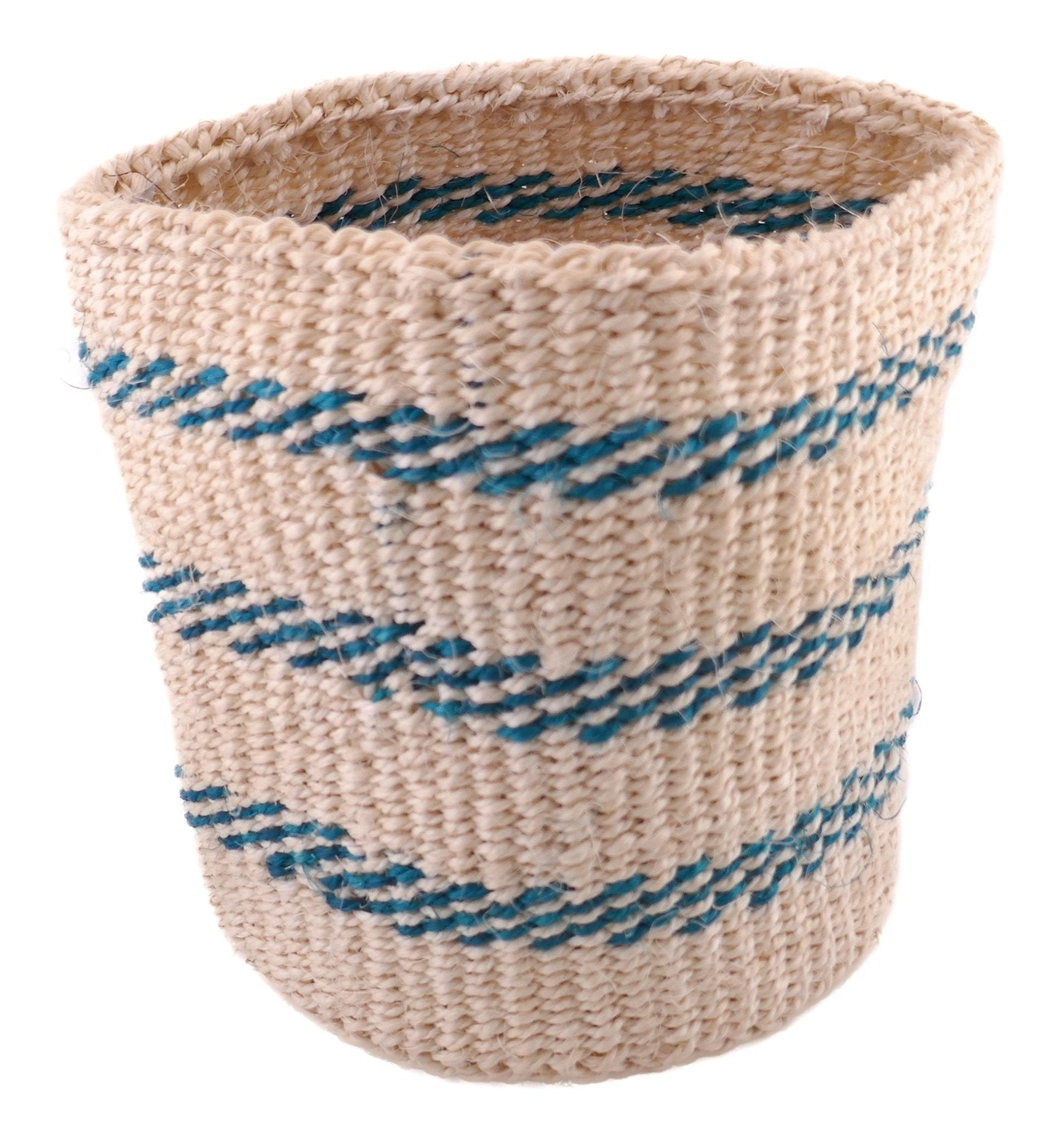 African Plant / Storage Basket / Kiondo Woven Sisal Planter / 23 cm / 9 inch wide / Blue naturals - FriendlyTradingCo