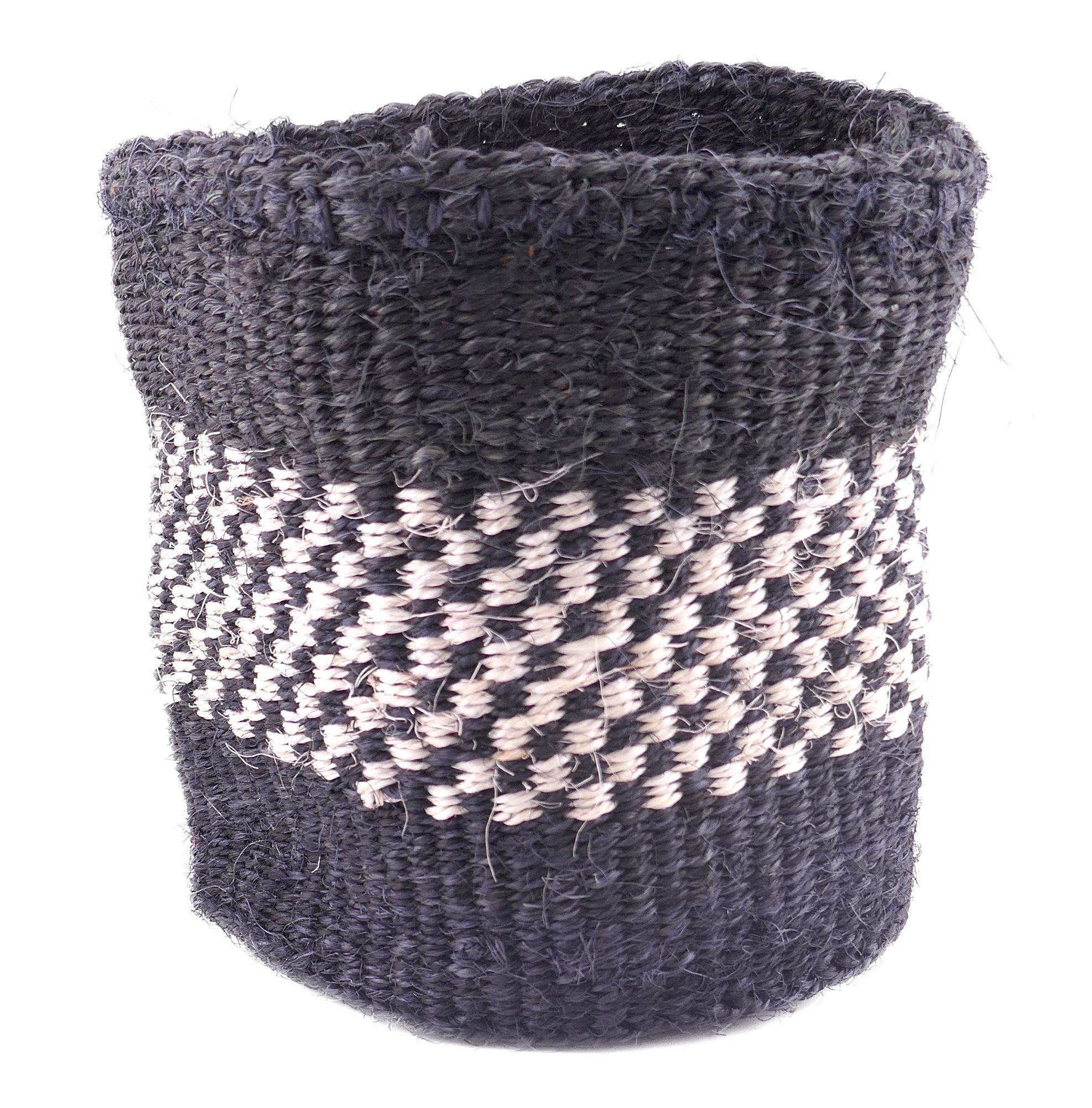 African Plant / Storage Basket / Kiondo Woven Sisal Planter / 23 cm / 9 inch wide / Naturals and black - FriendlyTradingCo