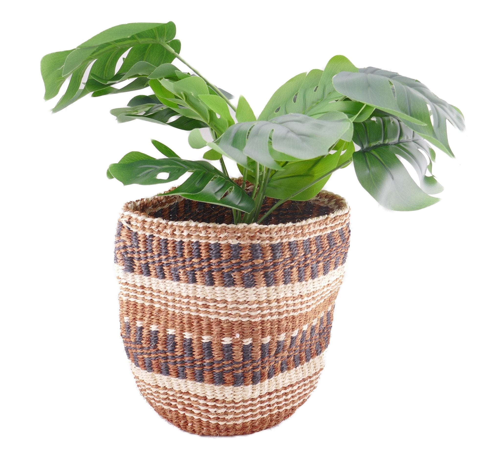 African Plant / Storage Basket / Kiondo Woven Sisal Planter / 23 cm / 9 inch wide / Naturals and browns - FriendlyTradingCo