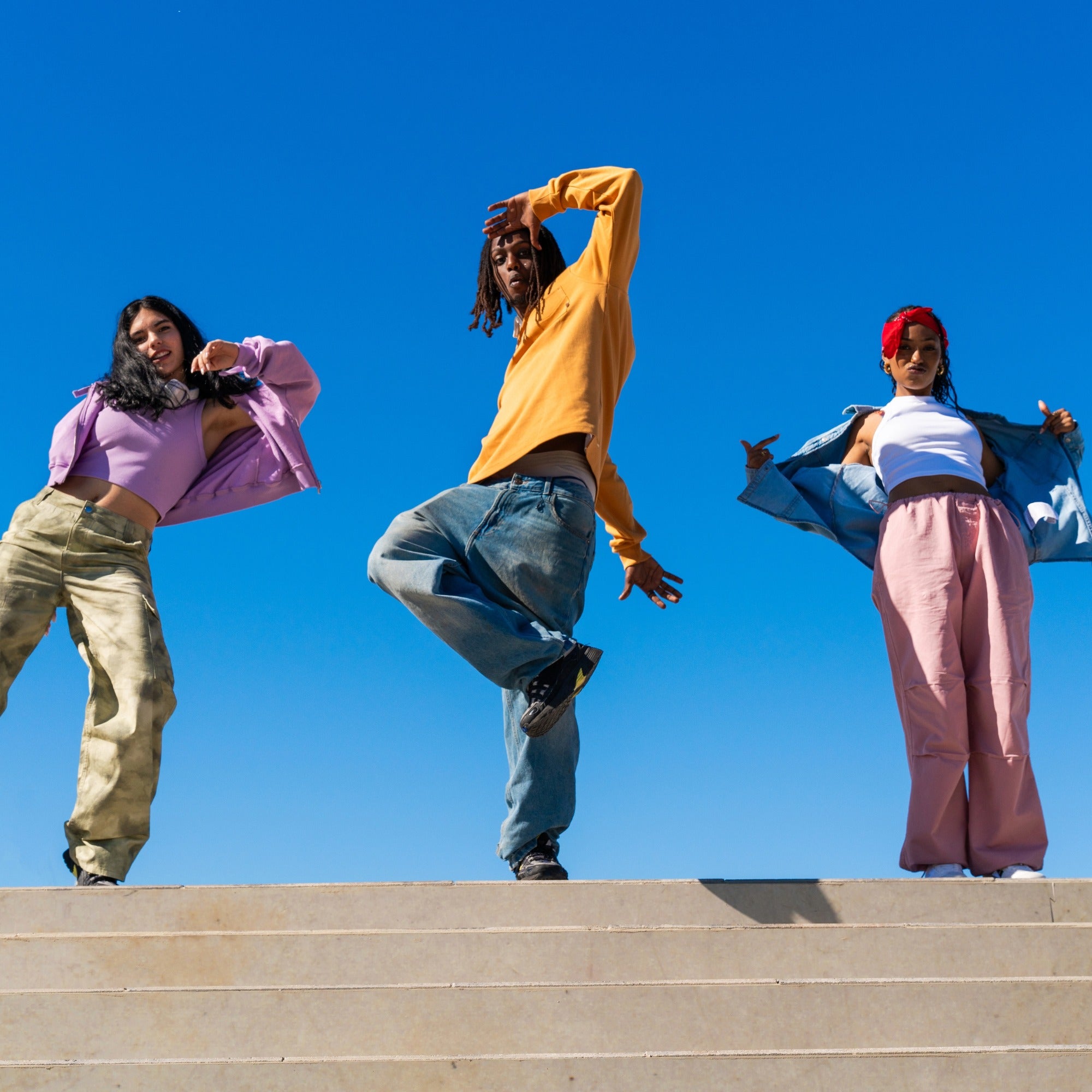 Handcrafted Stone Jewellery / Storage Box // African Dancers //10cm Natural or Yellow with Storycard - FriendlyTradingCo