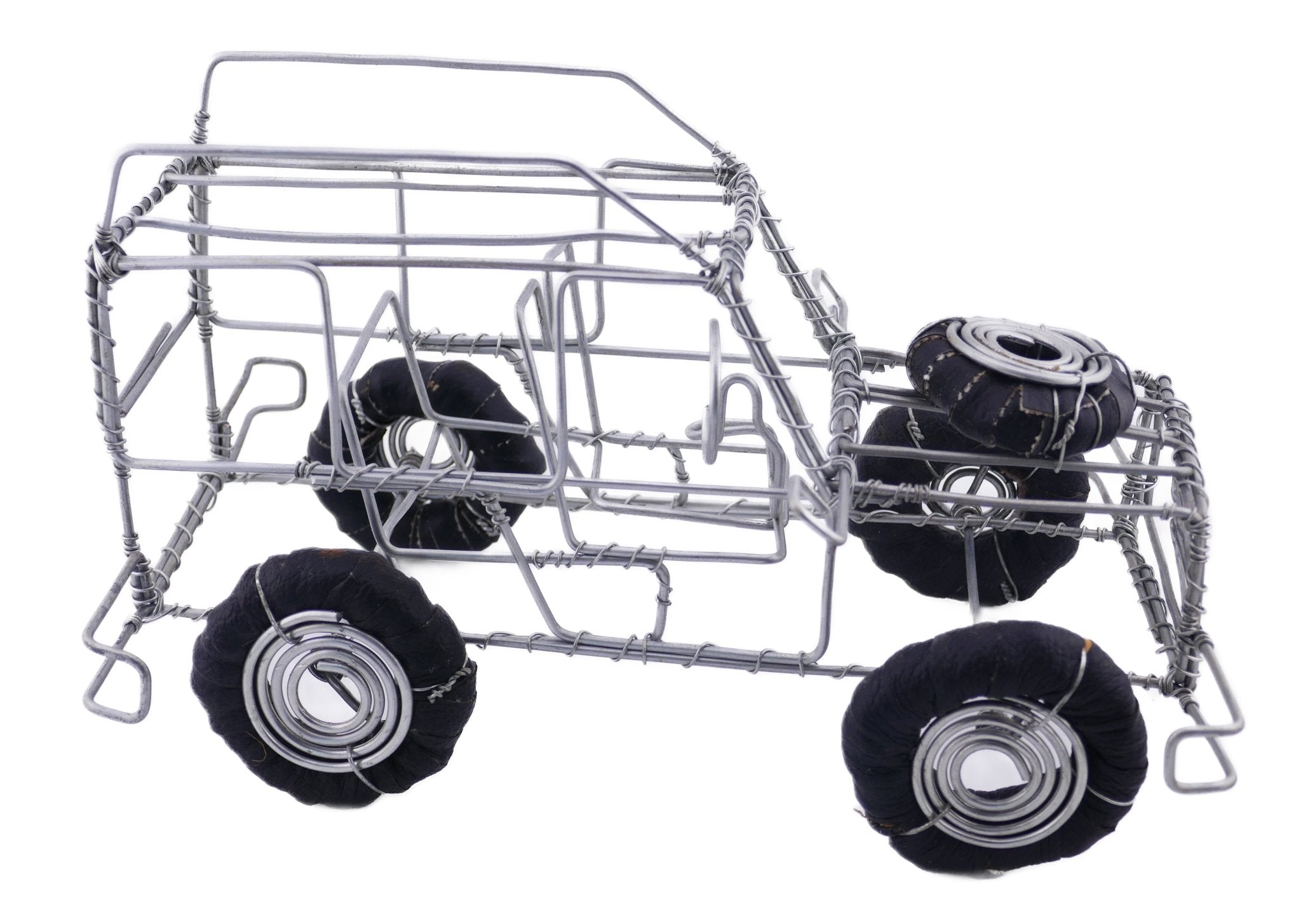 Metal Model Land Rover 4x4 Car African Recycled Wire Art 22 cm with Storycard - FriendlyTradingCo