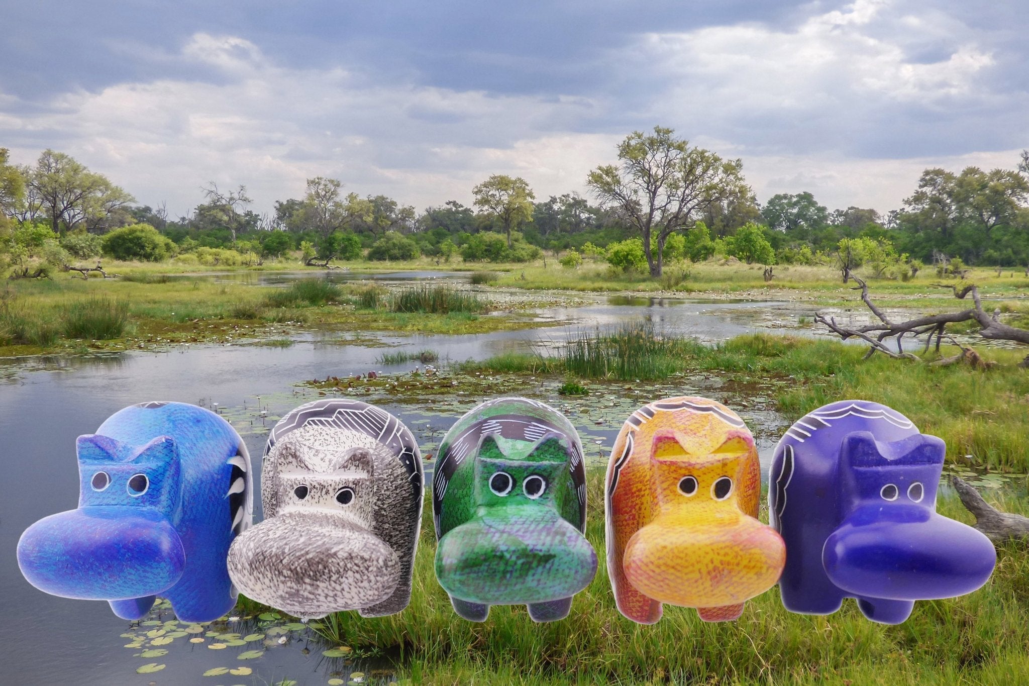 Mini stone Hippo // Handmade African Wild Animal Keepsake // Healing Animal Totem // 8 x 5 cm handcrafted +storycard - FriendlyTradingCo