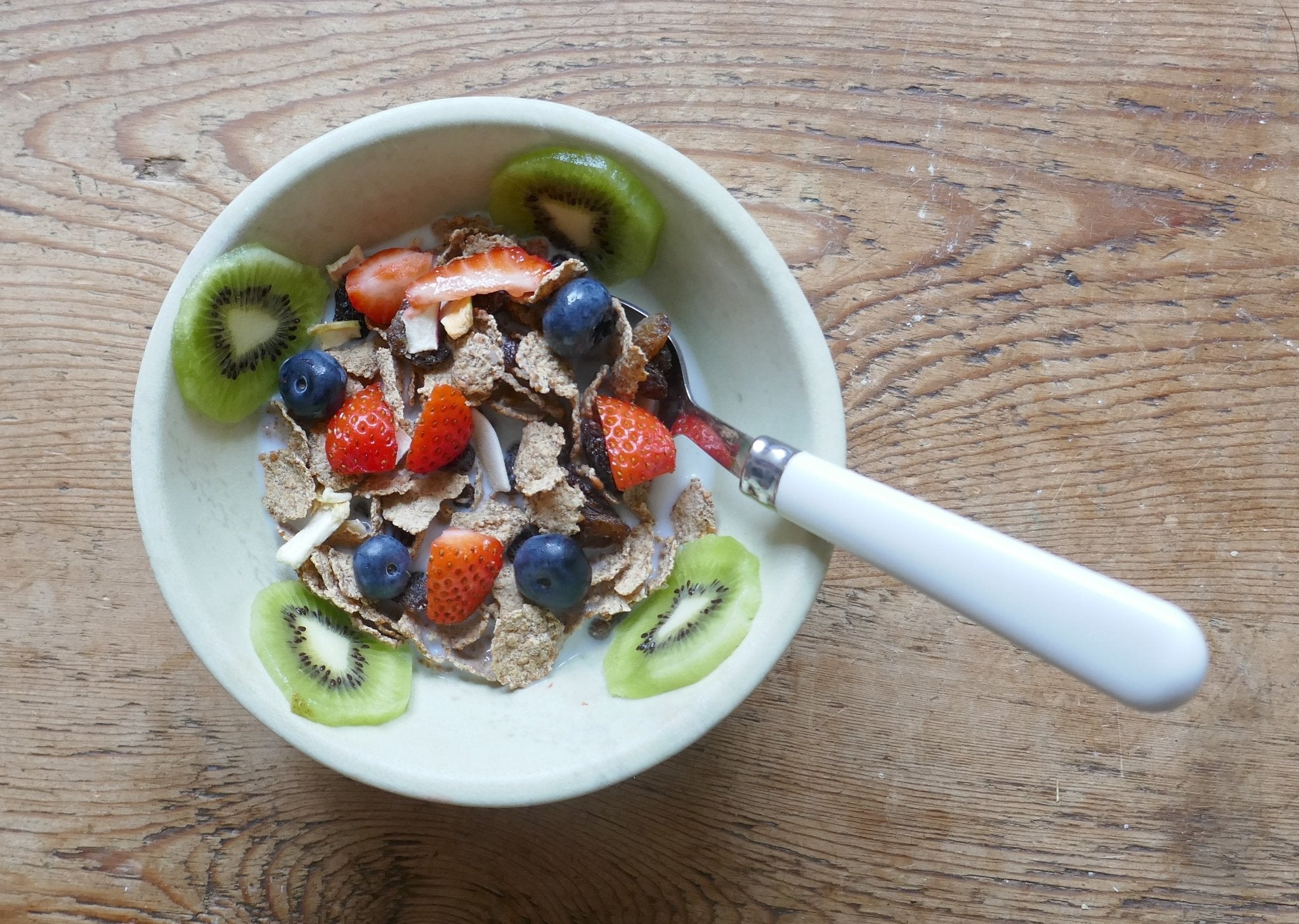Natural Stone Bowls // Handcrafted from soapstone // 5 - 8 inch / 12 - 20 cm // Breakfast, Dessert, Salad, Serving Bowl sizes // Create Your Set // incl storycard - FriendlyTradingCo