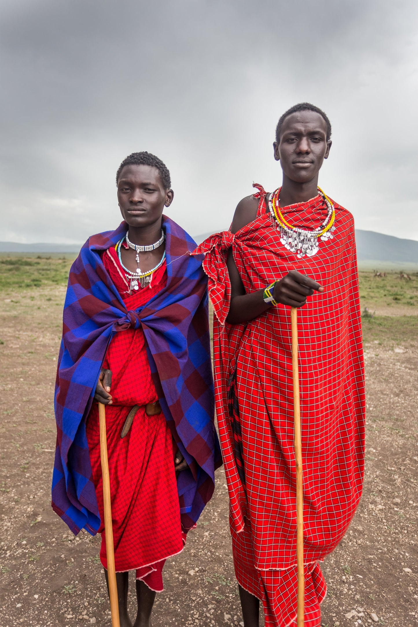 African Maasai Shuka Ethnic Throw Blanket Beach BBQ Picnic Blanket Garden Tablecloth Home Decor Urban Wear Wrap 60x80 inch / 150 x 200 cm