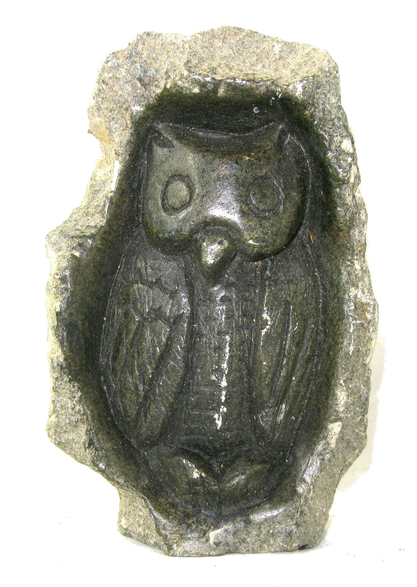 Owl Sculpture in Serpentine Stone 15 x 10 cm with Story-card