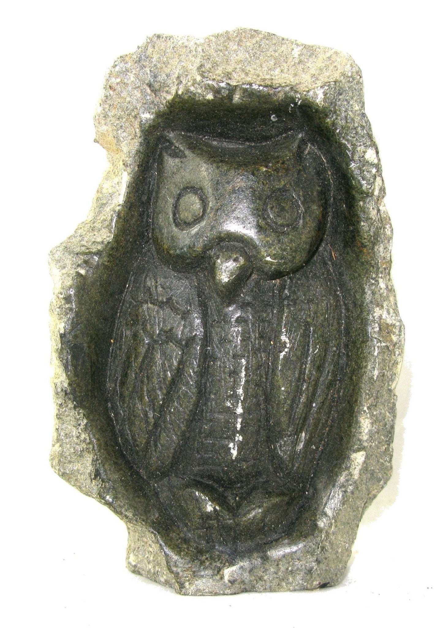 Owl Sculpture in Serpentine Stone 15 x 10 cm with Story - card - FriendlyTradingCo